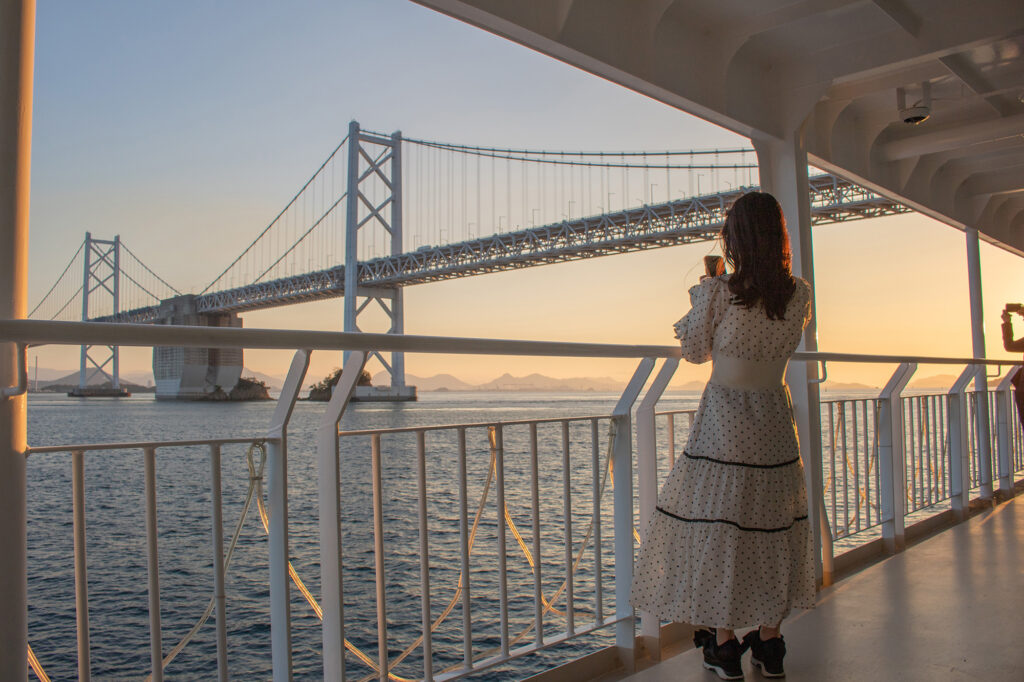 国際両備フェリー おりんぴあドリームせと チャータークルーズ 貸切遊覧 瀬戸大橋をくぐる ユニークベニュー 特別なパーティー